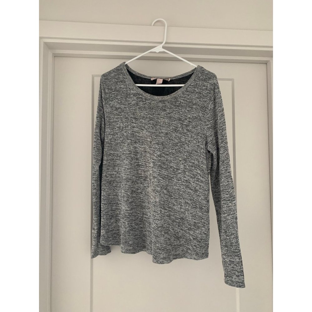 Forever 21 Womens Grey Pullover Sweater Large